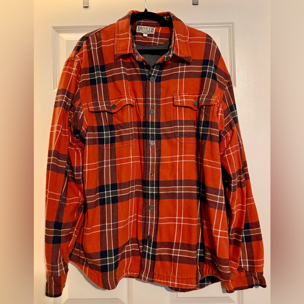 Men’s Duluth Trading Co Orange and Black Plaid Flannel Shirt Jacket Size XL